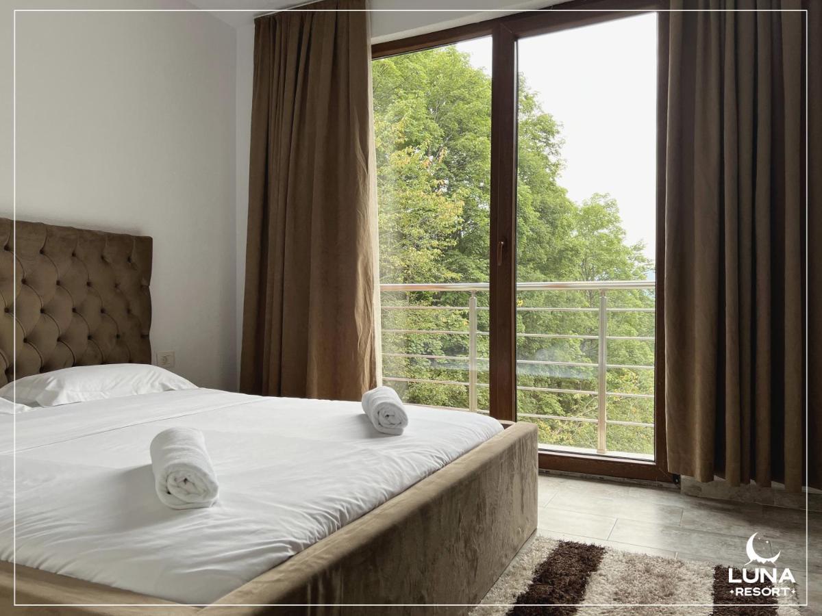 Luna Resort Печ Экстерьер фото
