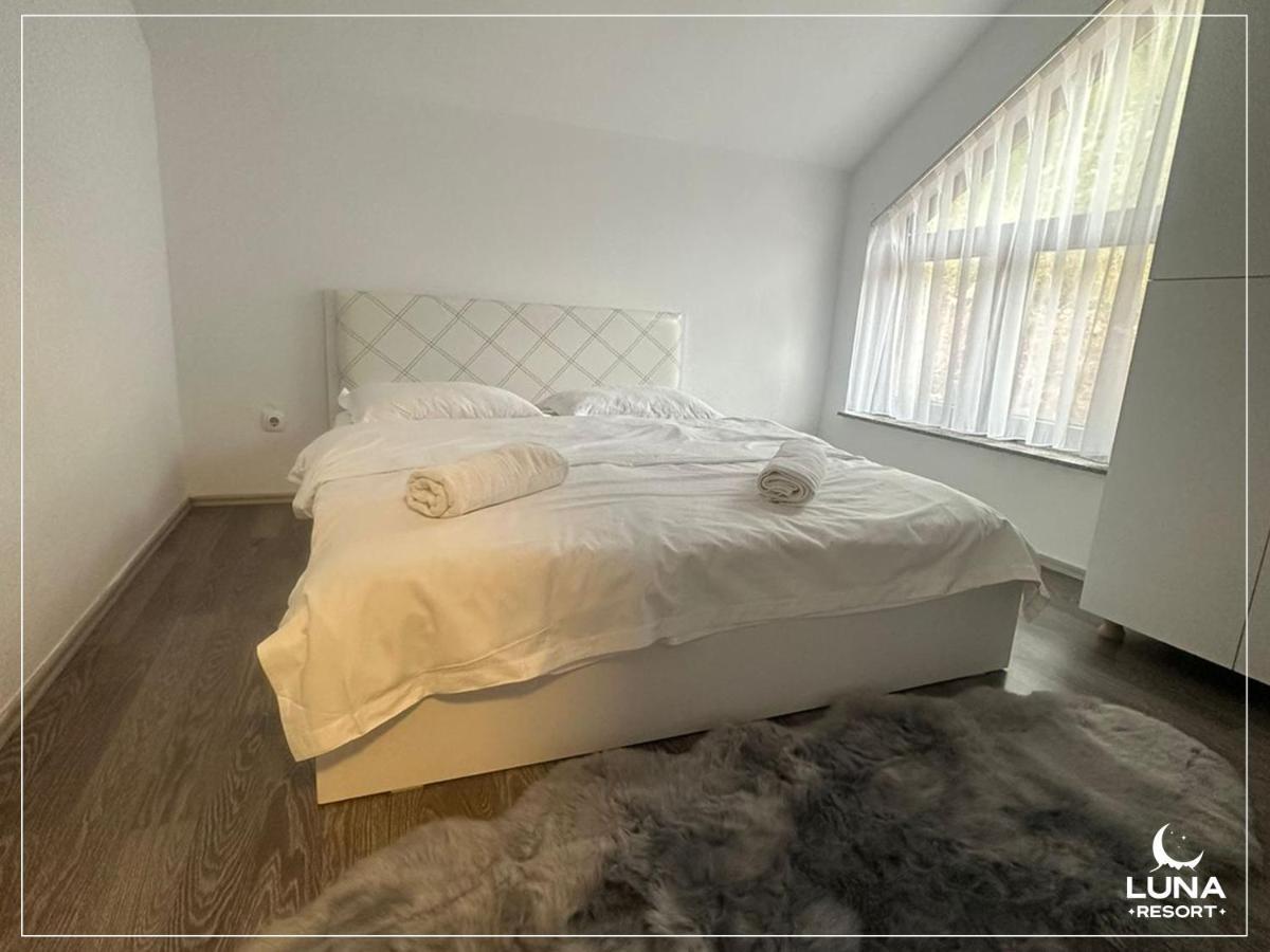 Luna Resort Печ Экстерьер фото